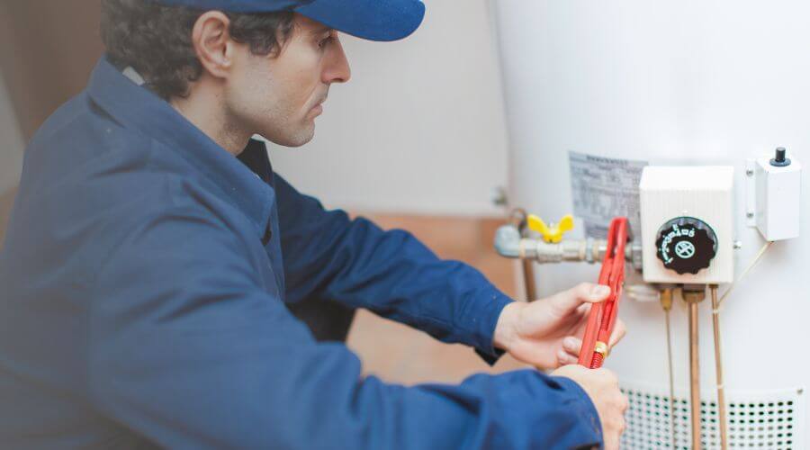 Professional same day plumber in Fluvanna, TX